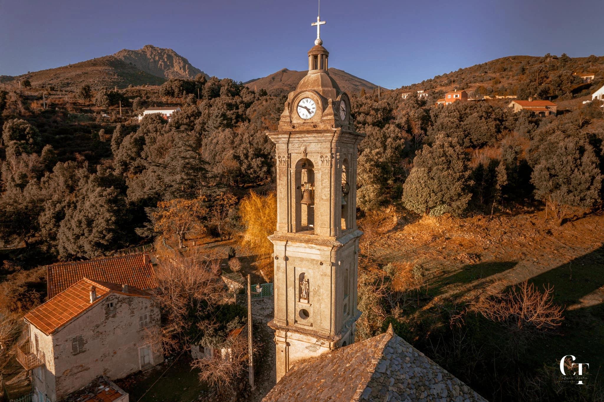 Majestueuse Eglise Corse non loin de Corte