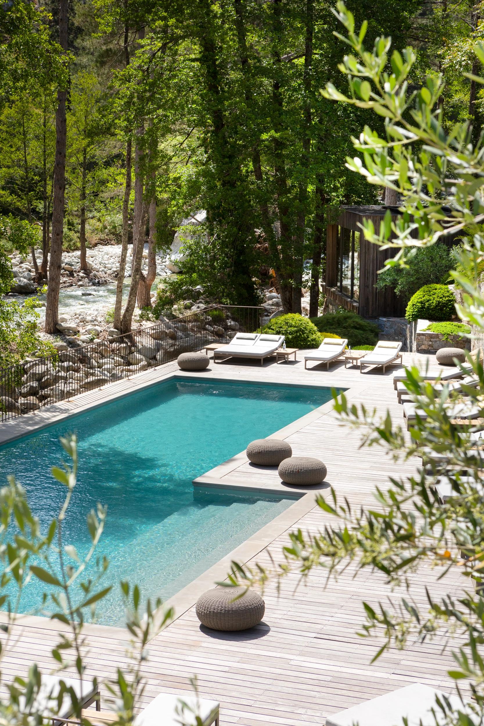 Hotel 4 étoiles avec piscine à Corte