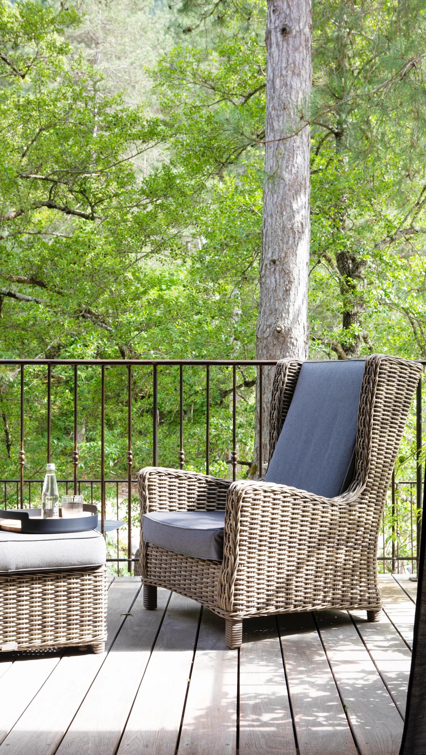 Terrasse attenante à la chambre Supérieure avec mobilier d’extérieur