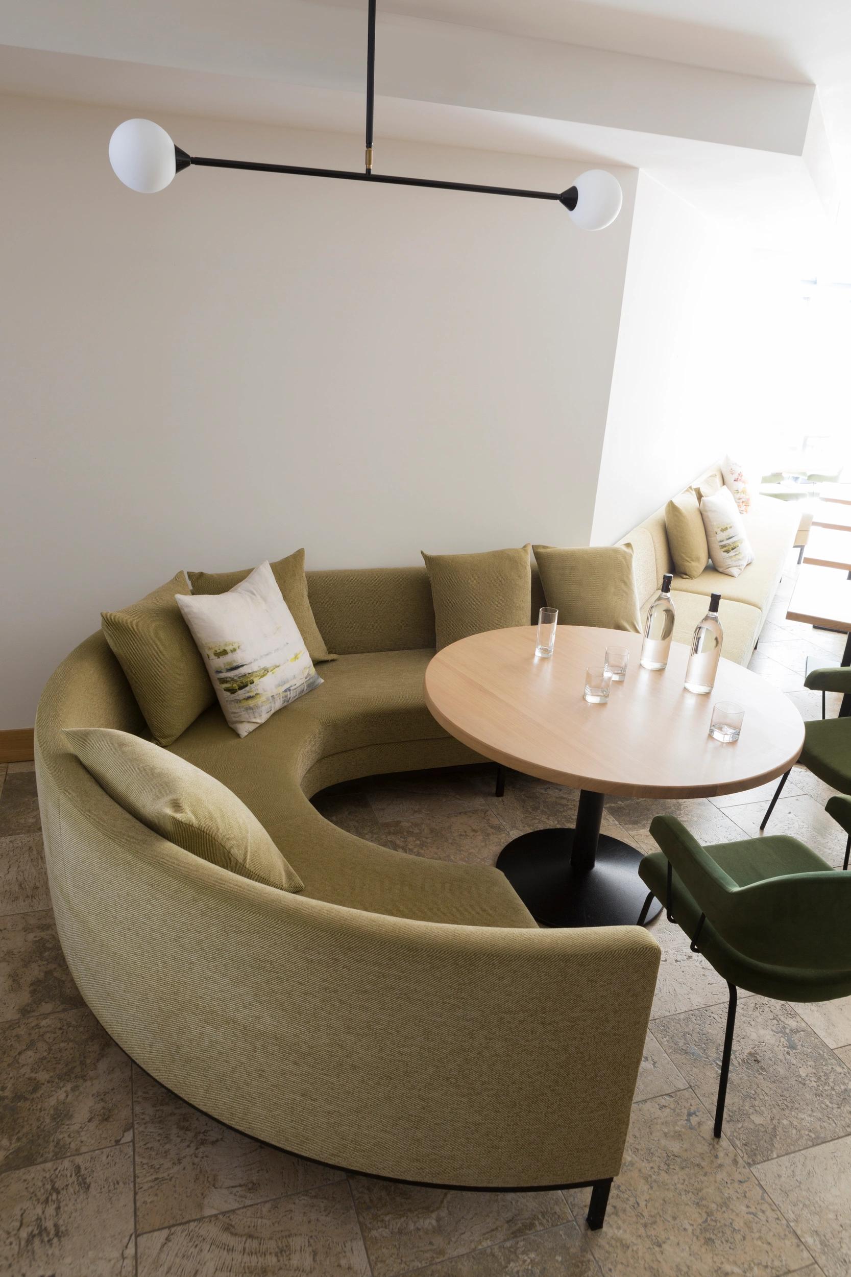 Décoration sobre et moderne de l'hotel Dominique Colonna à Corte